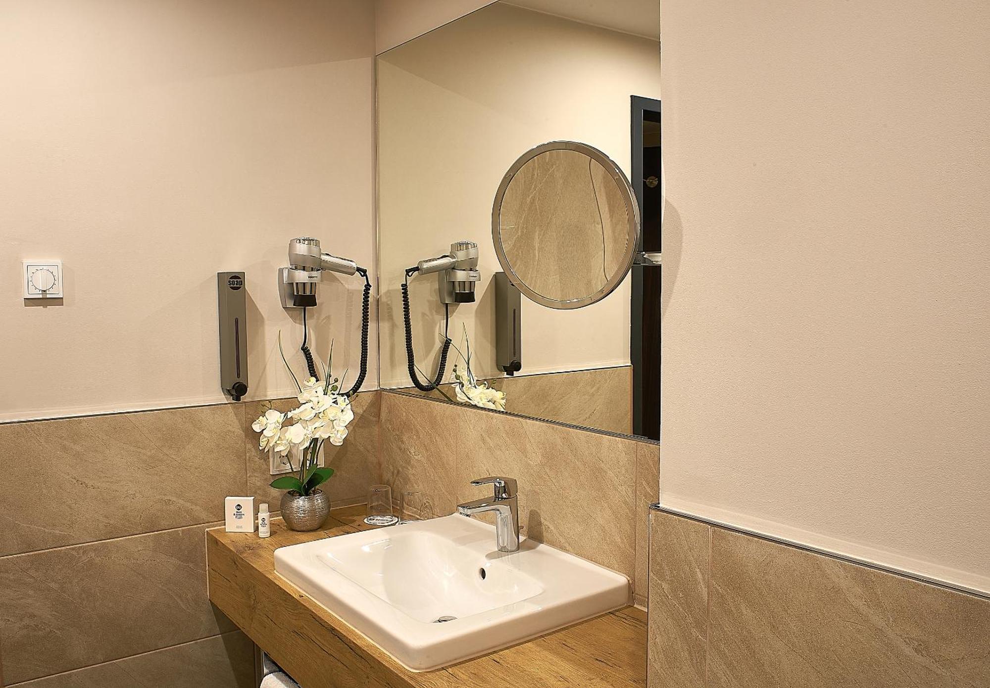 Best Western Plus Plaza Berlin Kurfuerstendamm, Berlin